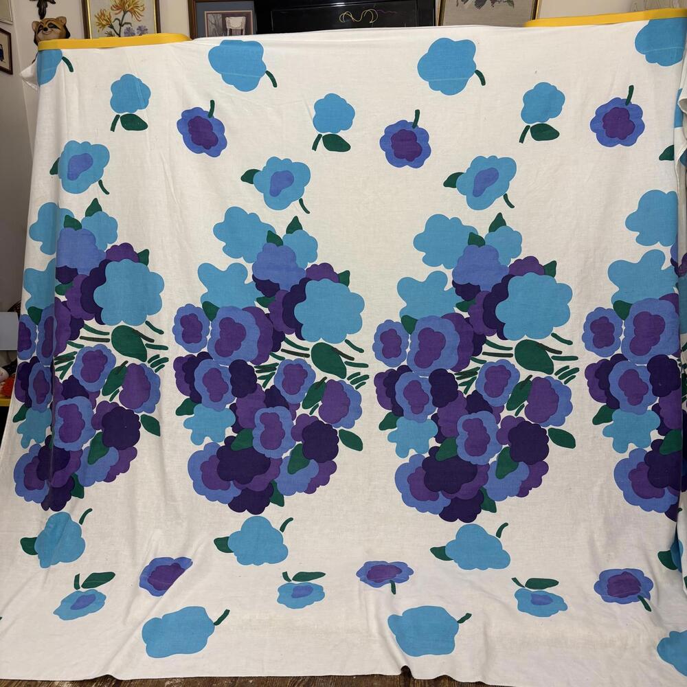 Vtg 60s/70s linen flower power bedspread? Fabric? King size